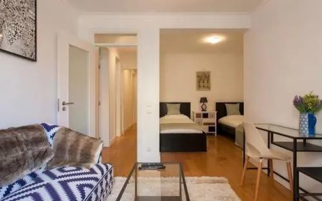 Santa Justa Suite by Homing