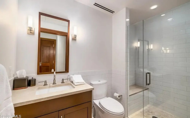Platinum Vail Solaris 4 Bedroom Vacation Rental Set at the Base of the Mountain Just Steps From the Gondola