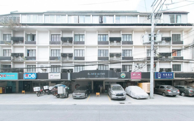 El Rico Suites