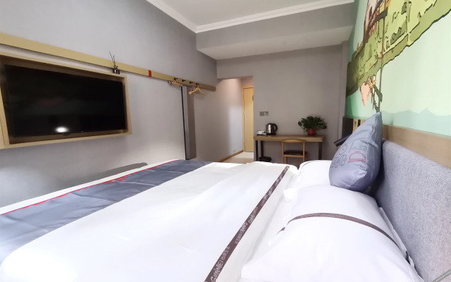 Junyi Chain Hotel (Anqing Tongcheng Haifeng Road)