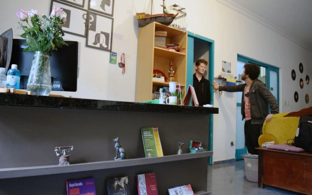 Hobi Hostel Bar & Lounge