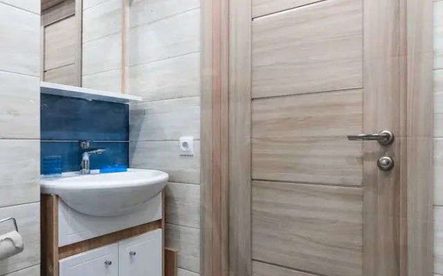 More Apartments na Trostnikovoy 35 - 2