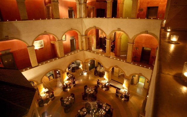 Cour des Loges Lyon, A Radisson Collection Hotel