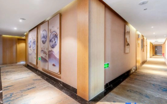Lian Hu Yi Jing Hotel
