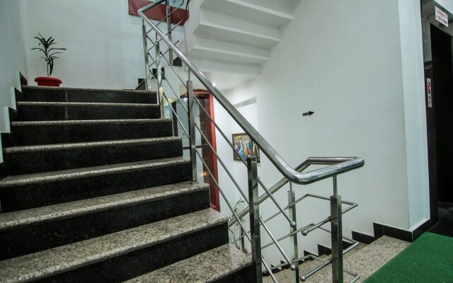 OYO 9242 Le-Leisure Hotel