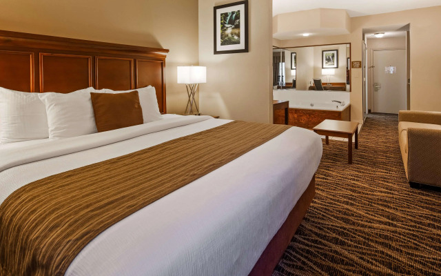 Best Western Plus Russellville Hotel & Suites