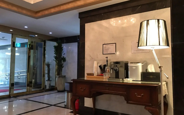 Orsay Business Hotel
