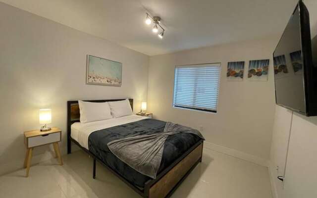 Little Habana Aparts close to Calle 8