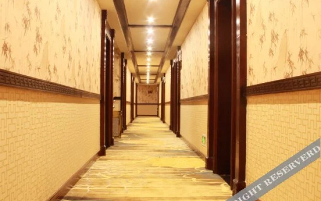Pearl Hotel