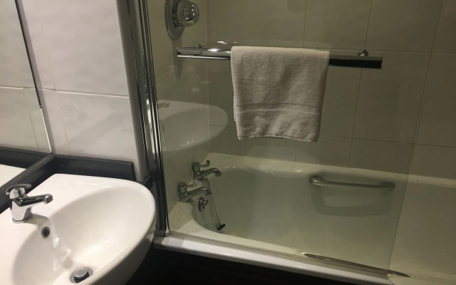 Amadis Bed And Breakfast