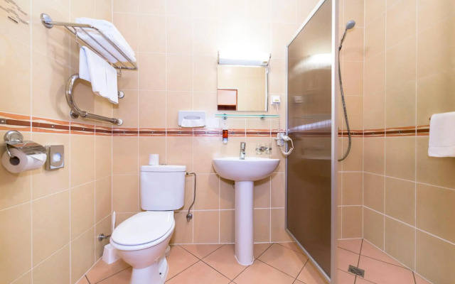 Kolonna Hotel Brigita
