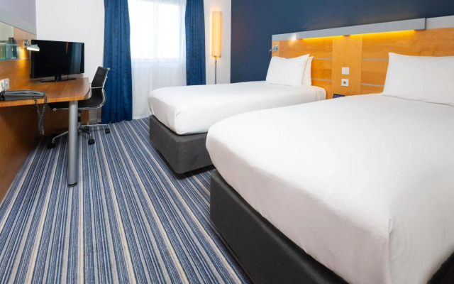 Holiday Inn Express Stevenage by IHG