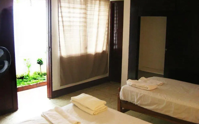 Hostal MALINCHE LEON