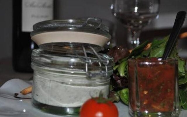 Hôtel Restaurant Le Provençal