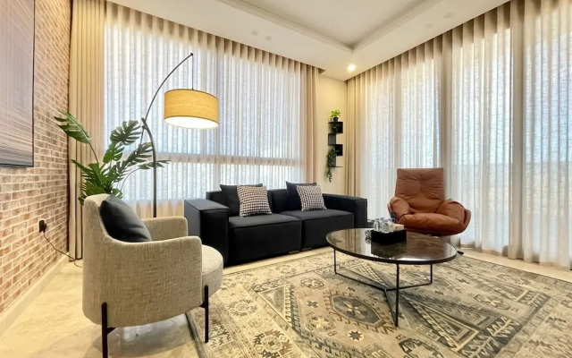 C Living - Premium 3 Bedroom - AQIQ