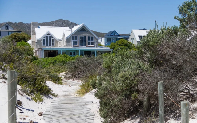 Fin Whale Beach House