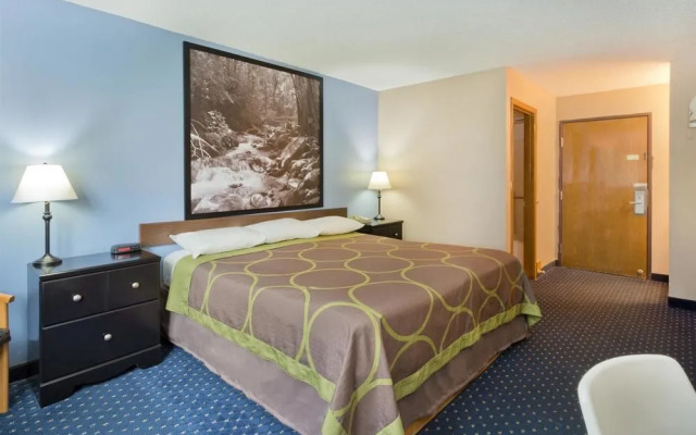 Super 8 Motel - Rockford