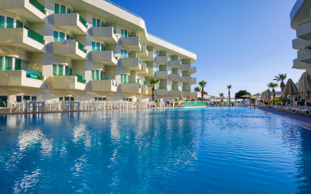 Dragut Point South Hotel