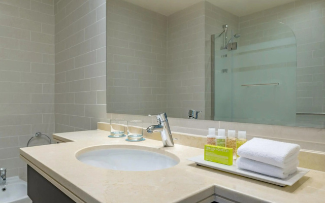Le Meridien City Center, Doha