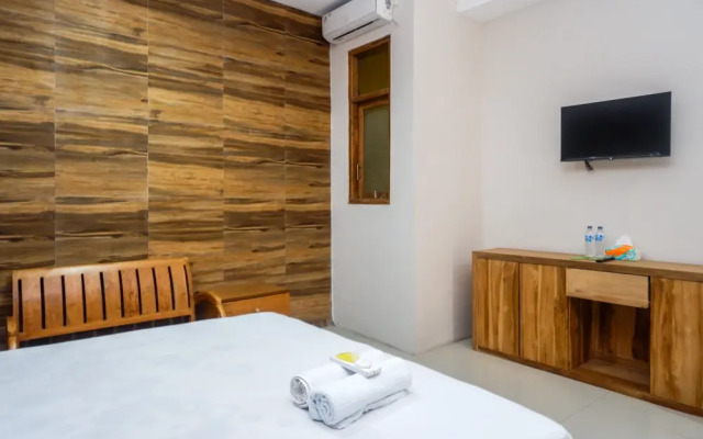 Urbanview Hotel Blok O International by RedDoorz
