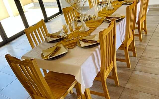 Hinterland Lodge