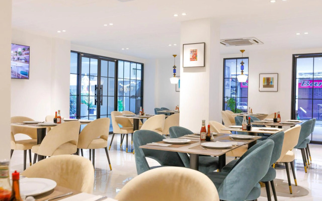 The One Hotel Bay Breeze Pattaya