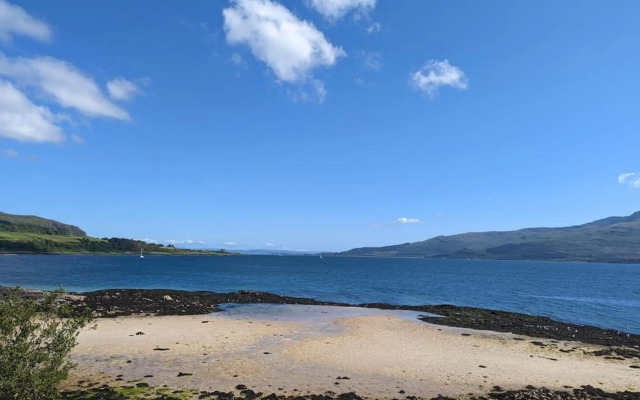 Lochaline Hotel