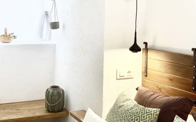 Cal Nou 9 - Gastro & Rural Rooms - Adults Only