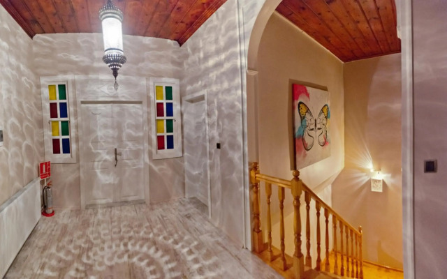 Hich Hotel Konya