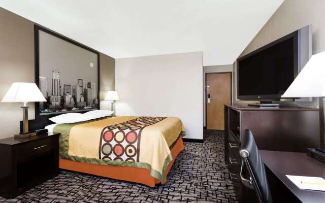 Super 8 by Wyndham Bremerton