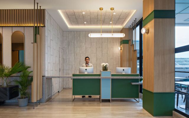 Maxonehotels.Com @ Kota Harapan Indah Bekasi