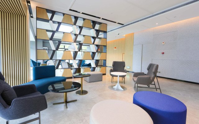 Holiday Inn Express Shanghai Pudong Airport