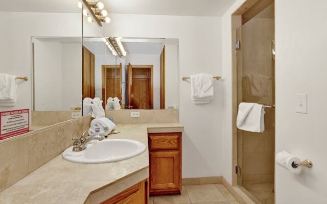 Knickerbocker Retreat #2321