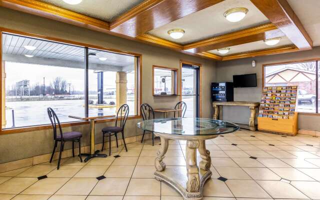 Econo Lodge Seymour