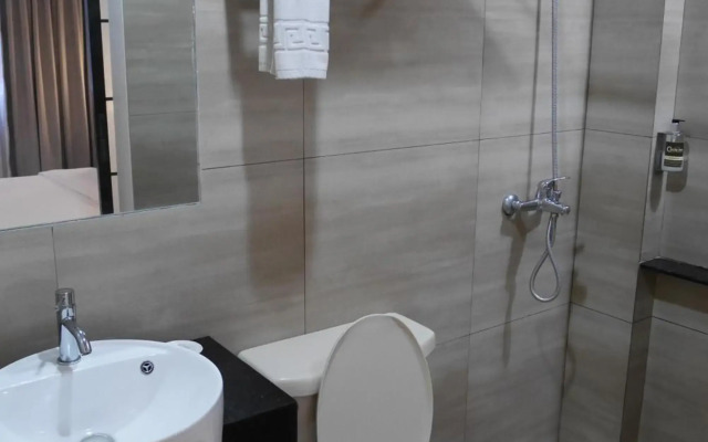 Circle Inn - Hotel & Suites