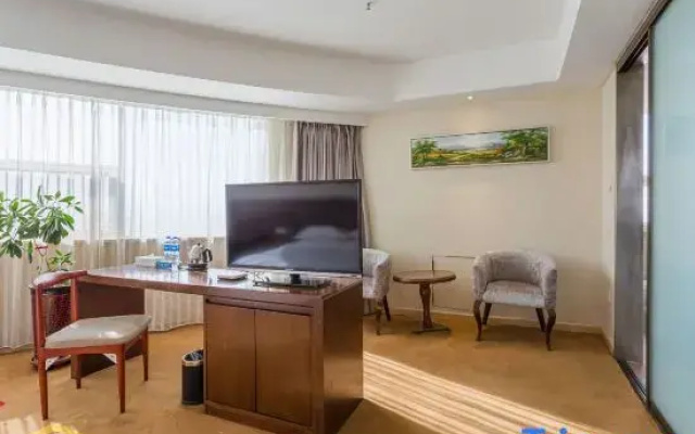 Hohhot Queqiao Hotel (Hailiang Square Zhongshan Road Subway Station Store)