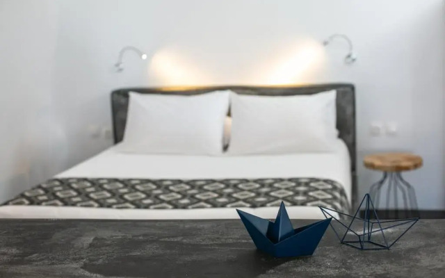 Elysian Santorini