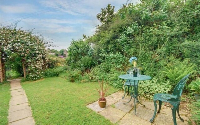 Archaic Holiday Home in Parracombe with Garden near Exmoor Zoo