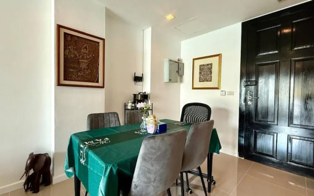 6-20 2bedrooms and 2bathrooms 1 km Walking to Patong Beach