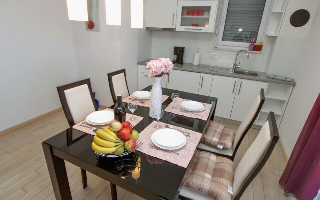 Apartments Adria View