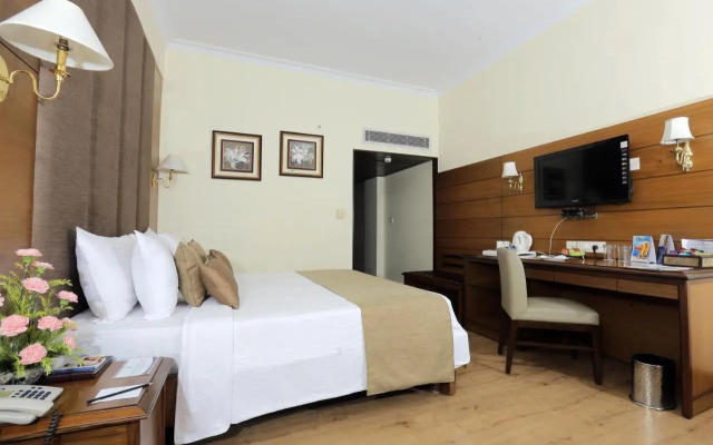 Peerless Hotel Kolkata