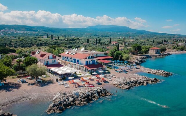 Beachfront Luxury Home-Breakfast Included