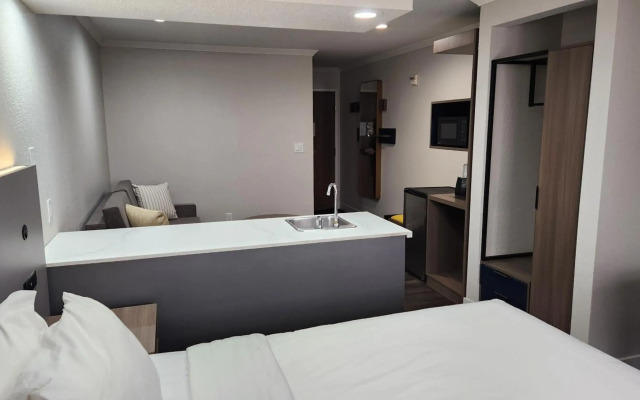 Quality Inn & Suites