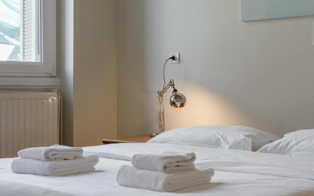 A Beautiful 2 bdr House in the Heart of Plaka