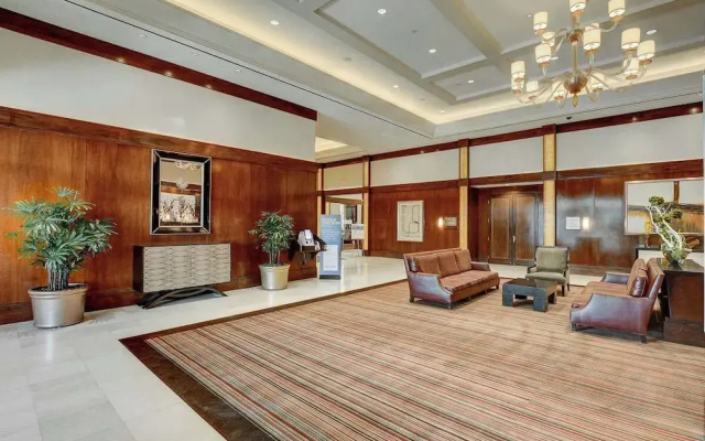 Beautiful Strip View Studio w Balcony 02807
