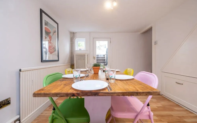 Host Stay George Street Townhouse