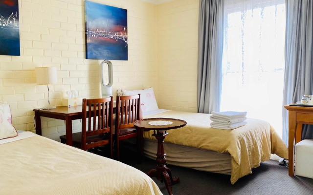 The Mews Motel – Guest Rooms – Launceston