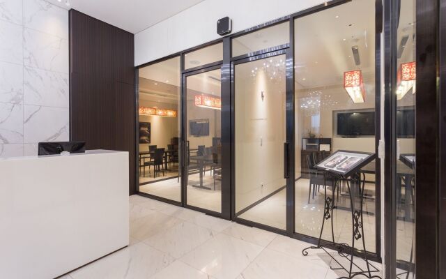 Charis Hotel