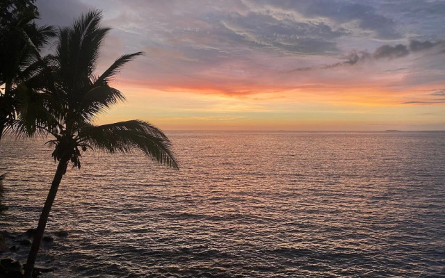 Traditional Sierra Leon Oceanfront Rooms