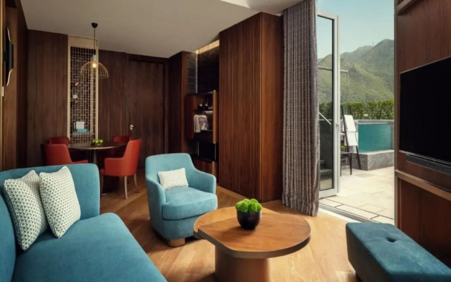 The Silveri Hong Kong - MGallery